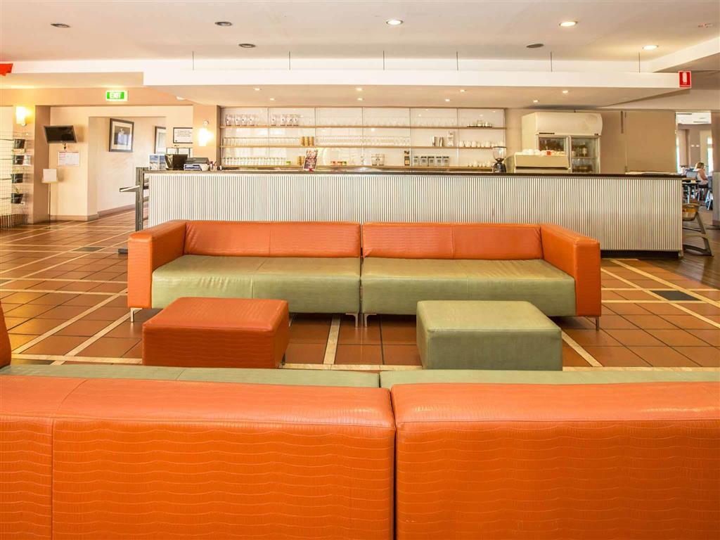 The Continental Hotel 브룸 외부 사진