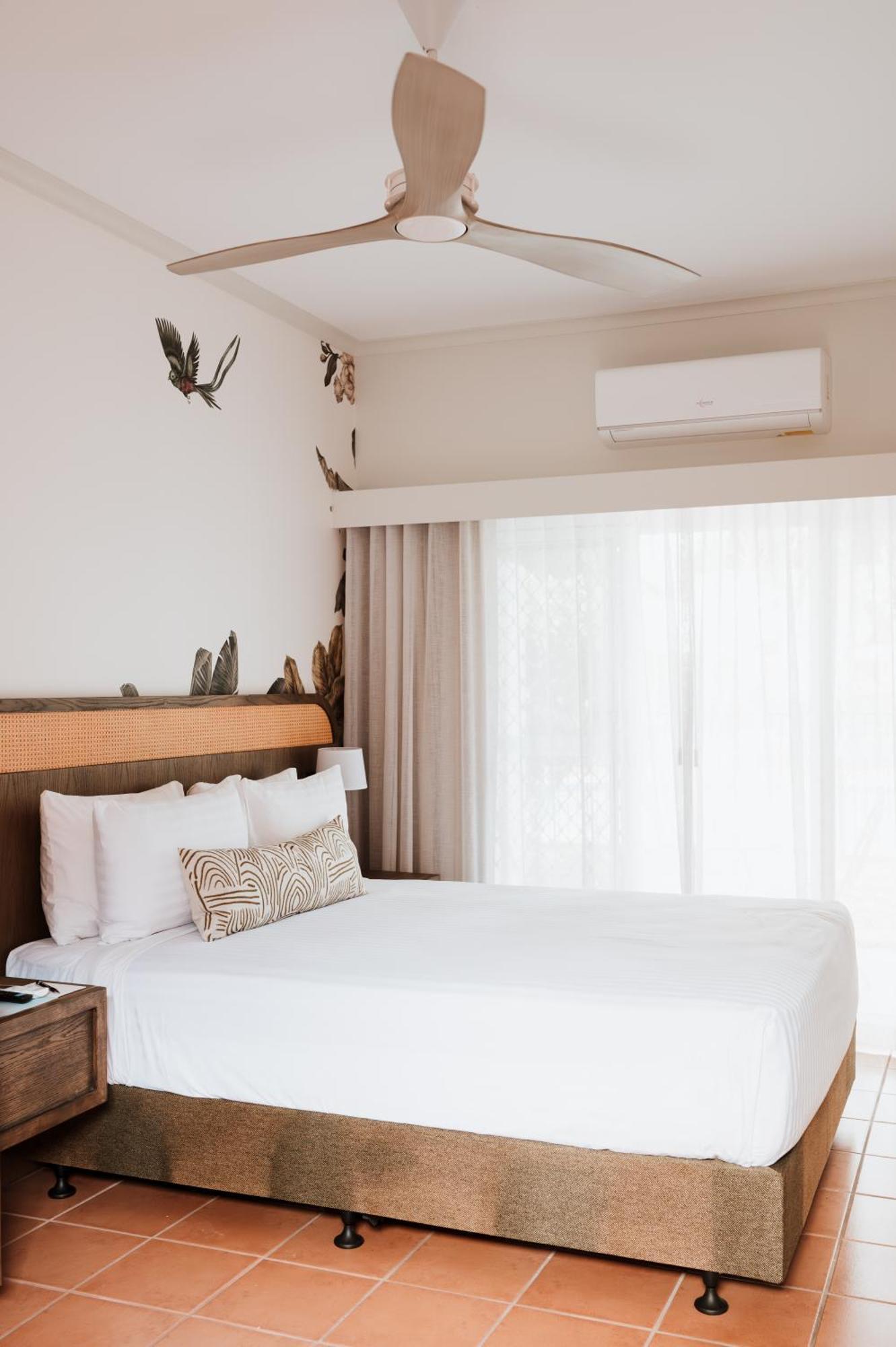 The Continental Hotel 브룸 외부 사진
